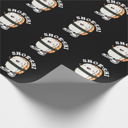 Shoe-shi Funny Sushi Pun Dark BG Cadeaupapier (Hoek)