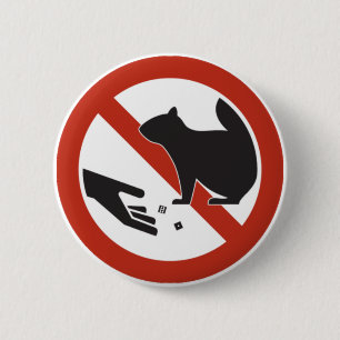 Shoot geen kappen met de vierkant ronde button 5,7 cm