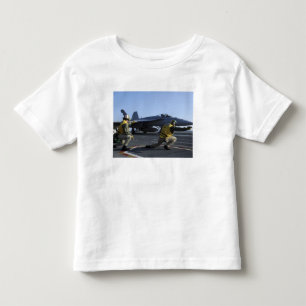 Shooters aan boord van de USS George HW-Struik Kinder Shirts