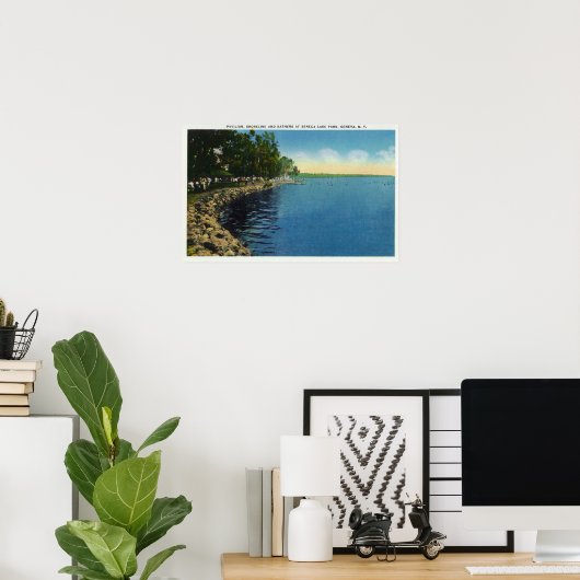 Shoreline, Pavilion en zwemmers Poster (Thuiskantoor)