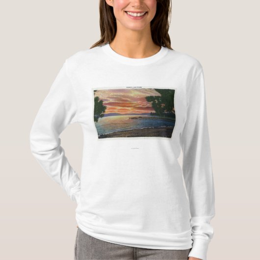 Shoreline Sunset Uitzicht met pier T-shirt (Voorkant)