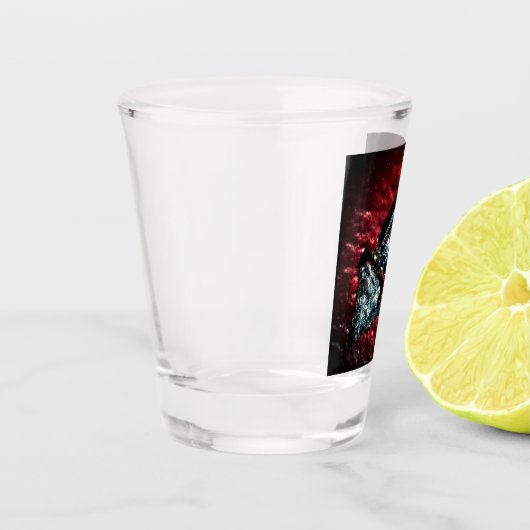 Shot of Scarlet Glas (Links)