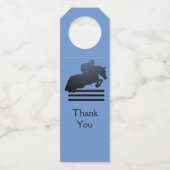 Show jumper die een obstakel opruimt. flessenhanger (Voorkant)