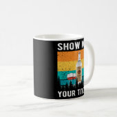 Show me je Tito's Drink wodka alcohol Koffiemok (Voorkant rechts)