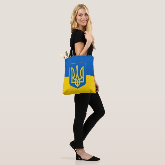 Show van uw kleuren - Oekraïne Tote Bag (Op model)