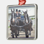 show van walnotenheuvel metalen ornament (Links)