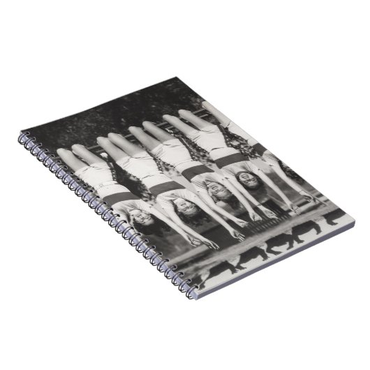 Showgirls op aap bars, speels design. notitieboek (Rechterzijde)