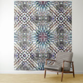 Showtextuur kaleidoscoop in zandige zilverkleuren wandkleed (In situ)