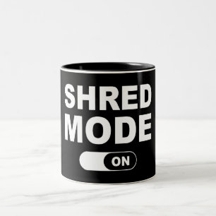 Shred Mode Aan Tweekleurige Koffiemok