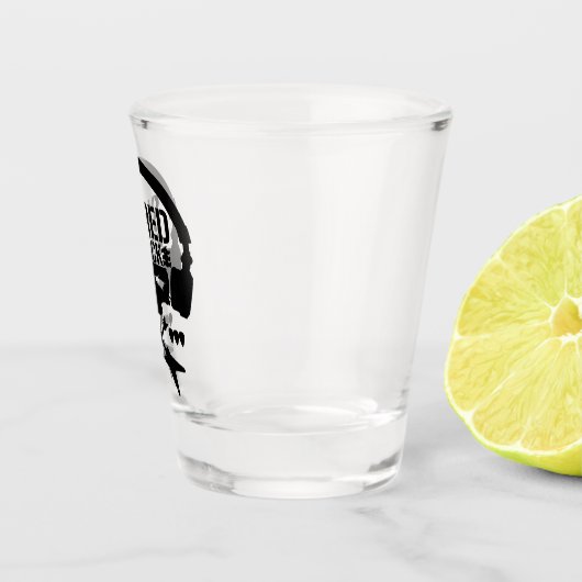 Shred Shack "Bullet Club Parody" Logo Shot Glass Shot Glas (Rechts)