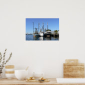 Shrimp Boats Wacht op Dock Poster (Keuken)