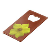 Shrubby Cinquefoil #1 Creditkaart Flessenopener (Voorkant Gekanteld)