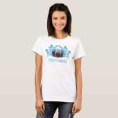 Shutterbug camera met blauwe bladeren en vlinders t-shirt (Voorkant volledig)