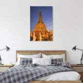 Shwe Myin Tin Tempel, schemering, Make Tehi Lar, Canvas Afdruk (Insitu (Slaapkamer))