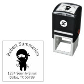 Shy Blushing Ninja Holding Origami Heart Adres Zelfinktende Stempel (In situ)