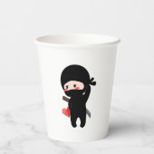 Shy Blushing Ninja Holding Origami Paper Heart Papieren Bekers (Achterkant)