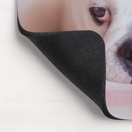 Shy English Bulldog Puppy Muismat (Hoek)