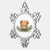 Shy Kawaii Teddy Bear Mistletoe Christmas Tin Sneeuwvlok Ornament (Rechts)