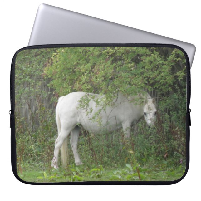Shy White Horse-laptoptas Laptop Sleeve (Voorkant)