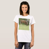 Shy White Horse T Shirt (Voorkant volledig)