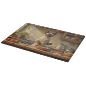 Siamees kat kookt in keuken snijplank (Hoek)