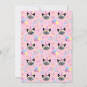 Siamese Cat Birthday Invitation in Pink Kaart (Achterkant)