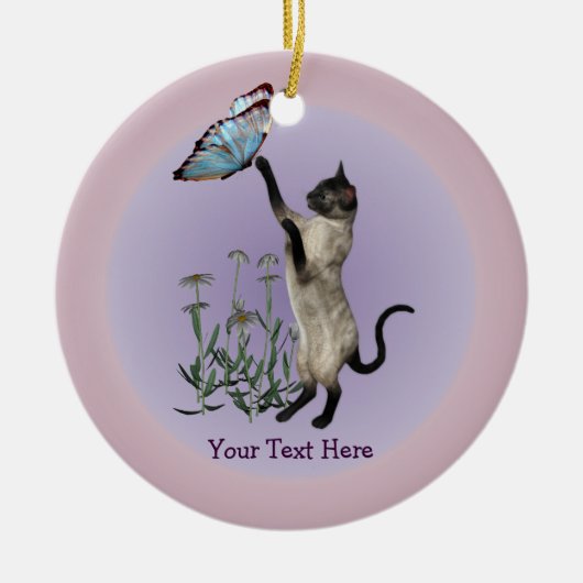 Siamese Cat Butterfly Daisies Personalized Ormenes Keramisch Ornament (Voorkant)