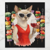 Siamese Cat Drinking Wine at Barbecue Party Wijn Etiket (Enkel label)