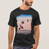 Siamese Cat Playing Beach Volleyball T-shirt (Voorkant)