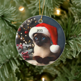 Siamese kat in een kerstmuts Keramisch Ornament