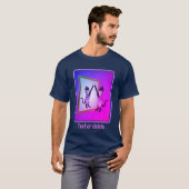 Siamese kat in een spiegel gepersonaliseerd t-shirt (Voorkant volledig)