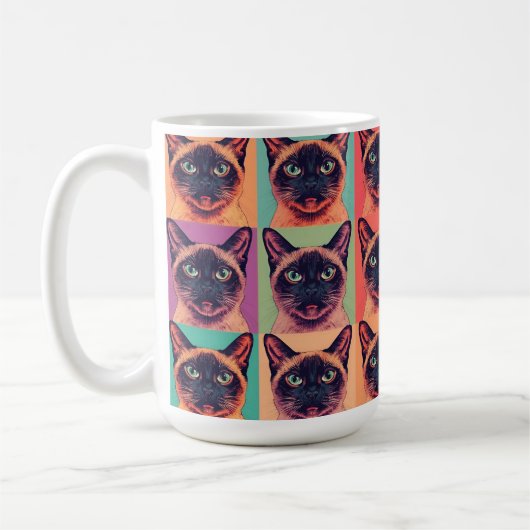 Siamese kat koffiemok (Links)