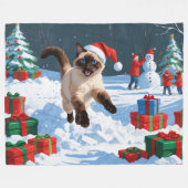 Siamese kat loopt in de sneeuw met kerst Pet Fleece Deken (Voorkant (Horizontaal))