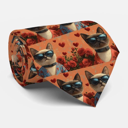 Siamese Kat met Hartrozen Valentijnsdag Stropdas (Opgerold)