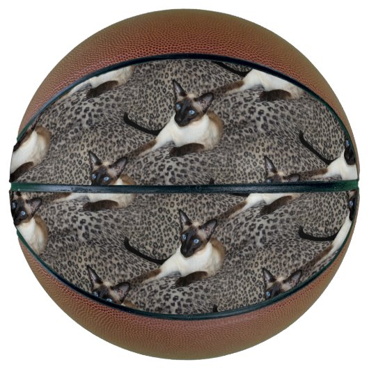 Siamese kat met luipaard — Wilde dierenvlekken afd Basketbal (Voorkant)