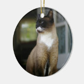 Siamese kat op de Porch Keramisch Ornament (Links)