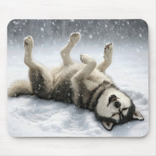 Siberian Huskey Making a Snow Angel Muismat (Voorkant)
