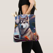 Siberian Husky op een peddel: Een Schilderachtig a Tote Bag (Dichtbij)