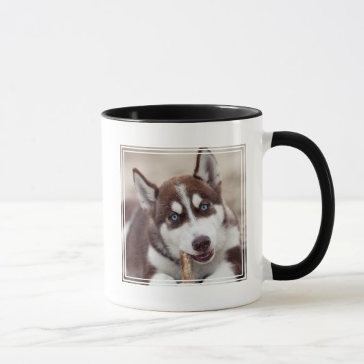 Siberian Husky Puppy op het strand Mok (Rechts)