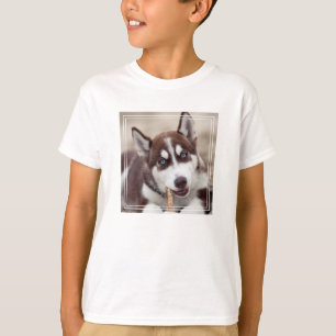 Siberian Husky Puppy op het strand T-shirt