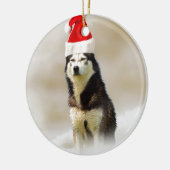 Siberische Husky Hond met Santa Hoed in Sneeuw Keramisch Ornament (Links)