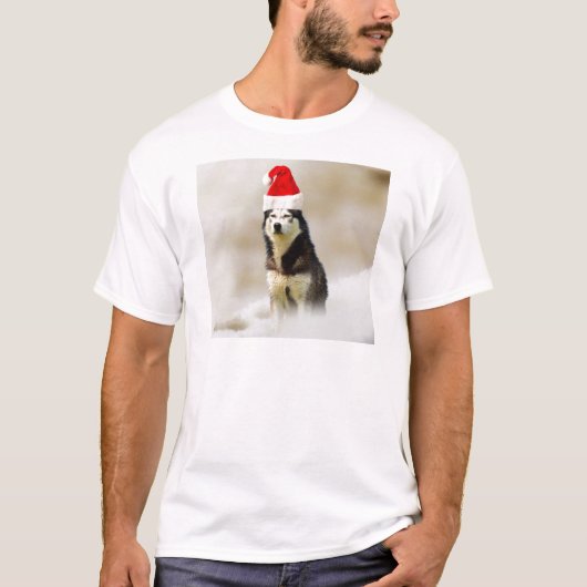 Siberische Husky Hond met Santa Hoed in Sneeuw T-shirt (Voorkant)
