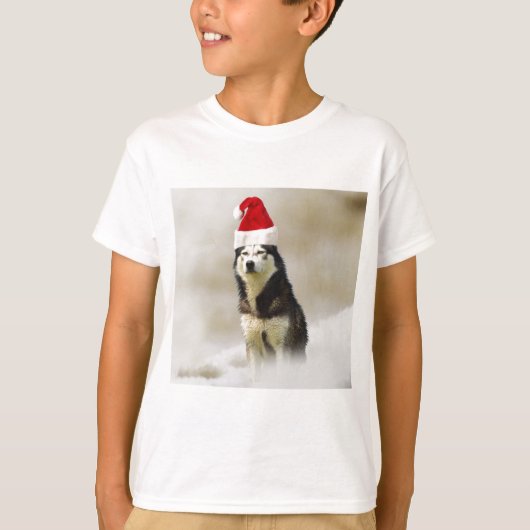 Siberische Husky Hond met Santa Hoed in Sneeuw T-shirt (Voorkant)