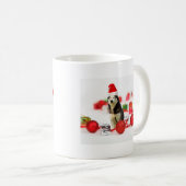 Siberische Husky Kerst met Ornament geschenkdoos Koffiemok (Voorkant rechts)