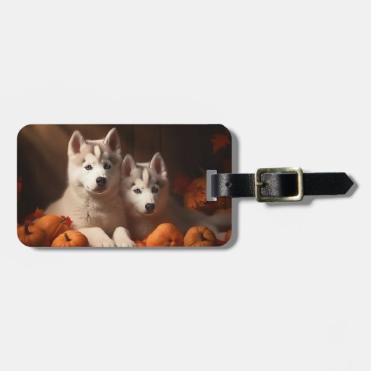 Siberische Husky Puppy Herfst Delight Pompoen Bagagelabel (Voorkant horizontaal)