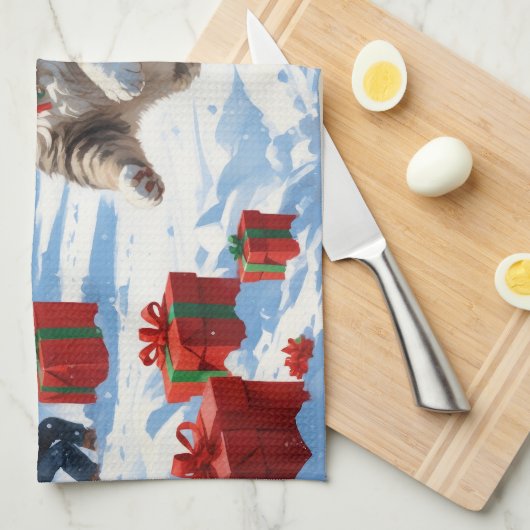 Siberische kat loopt in de sneeuw met kerst Pet Theedoek (Quarter Fold)