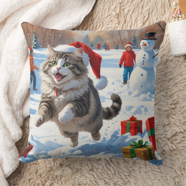 Siberische kat loopt in de sneeuw met kerstmuts kussen (Deken)