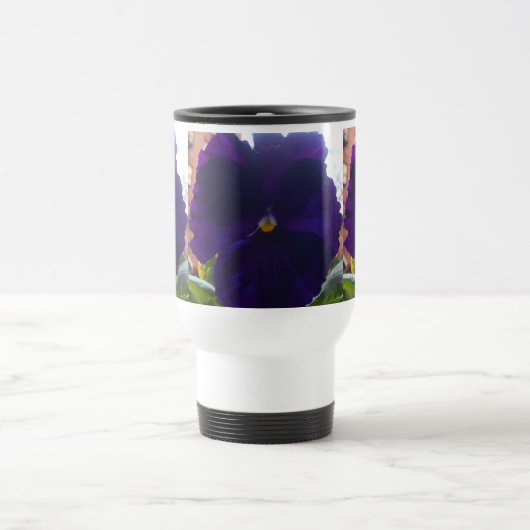 Sibylla Reisbeker (Center)