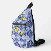 Siciliaans blauw Mediterraan citrus keramische teg Sling Bag (Rechterhoek)
