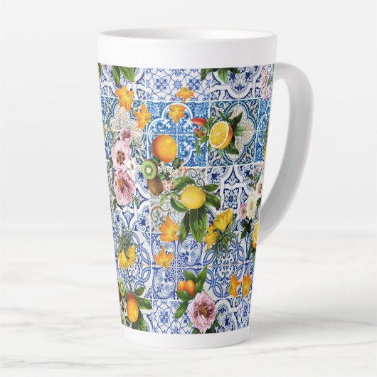 Siciliaanse tegels met bloemen en citroen latte mok (Rechterhoek)